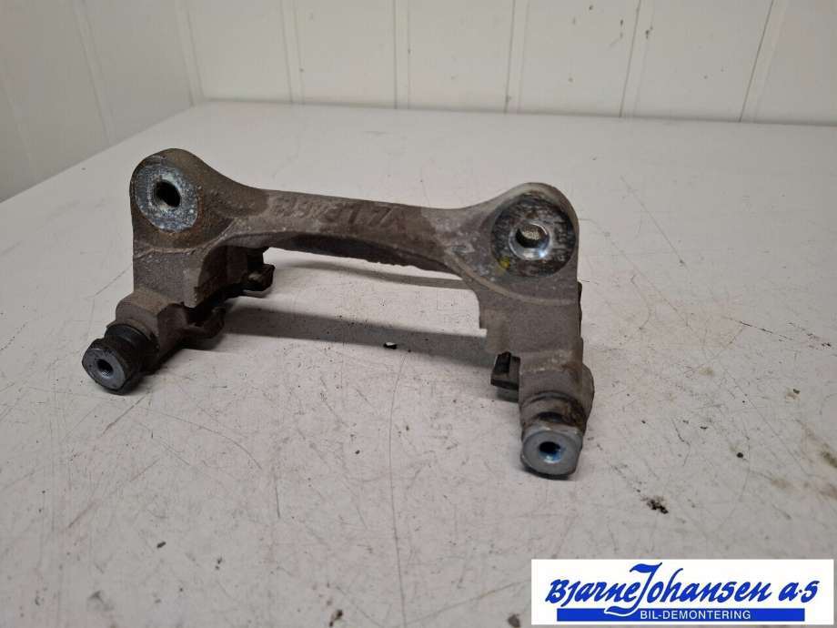 Bremsecaliper brakett til Toyota Yaris Cross (SUV) 2021-->>  (TOYOTA|4772109570|)