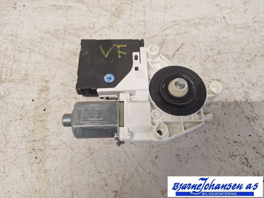 Ruteheis venstre foran til VW Caddy 2015-2020 (Type III, Fase 3) (VOLKSWAGEN|2K5959701A|)