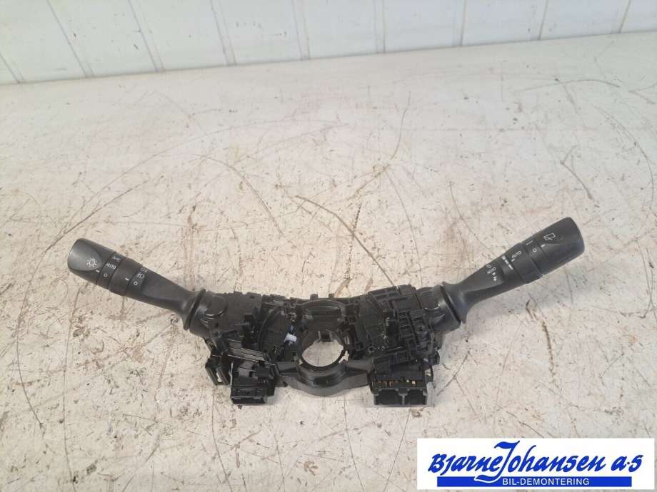 Bryter combi til Toyota RAV4, 2016-2019 (Type IV, Fase 2)  (8414033250)