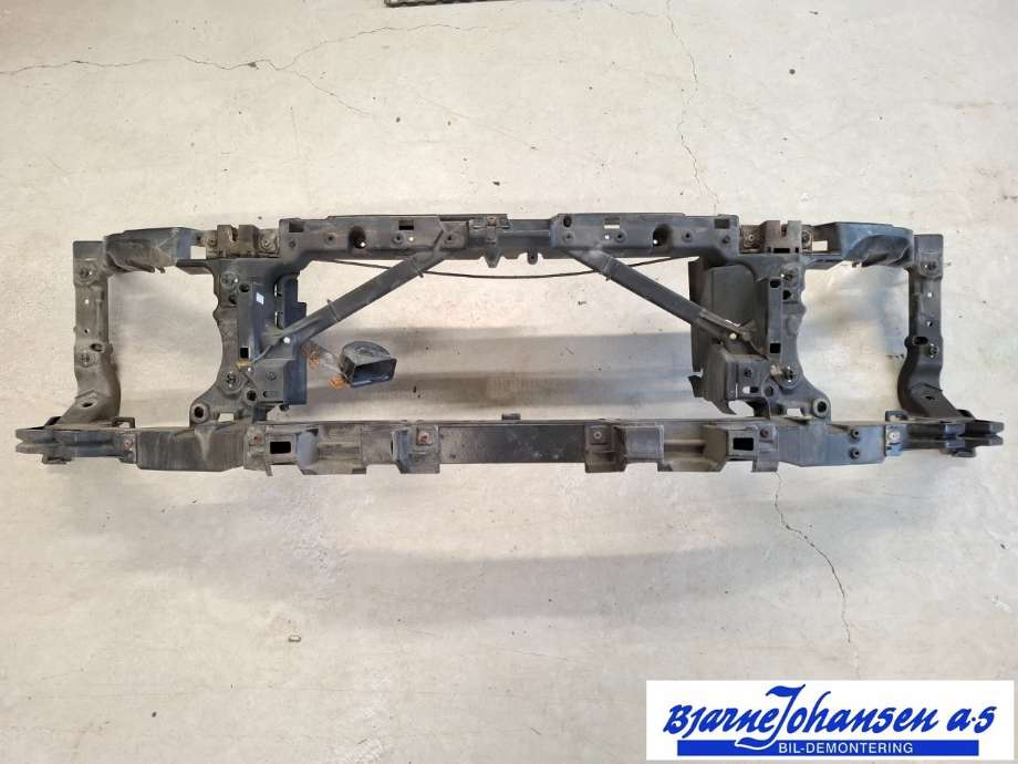Frontplate til Land Rover Discovery 2005-2009 (Type III) (LAND-ROVER|DIN500020|LR054853|)