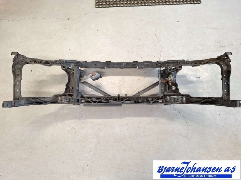 Frontplate til Land Rover Discovery 2005-2009 (Type III) (LAND-ROVER|DIN500020|LR054853|)