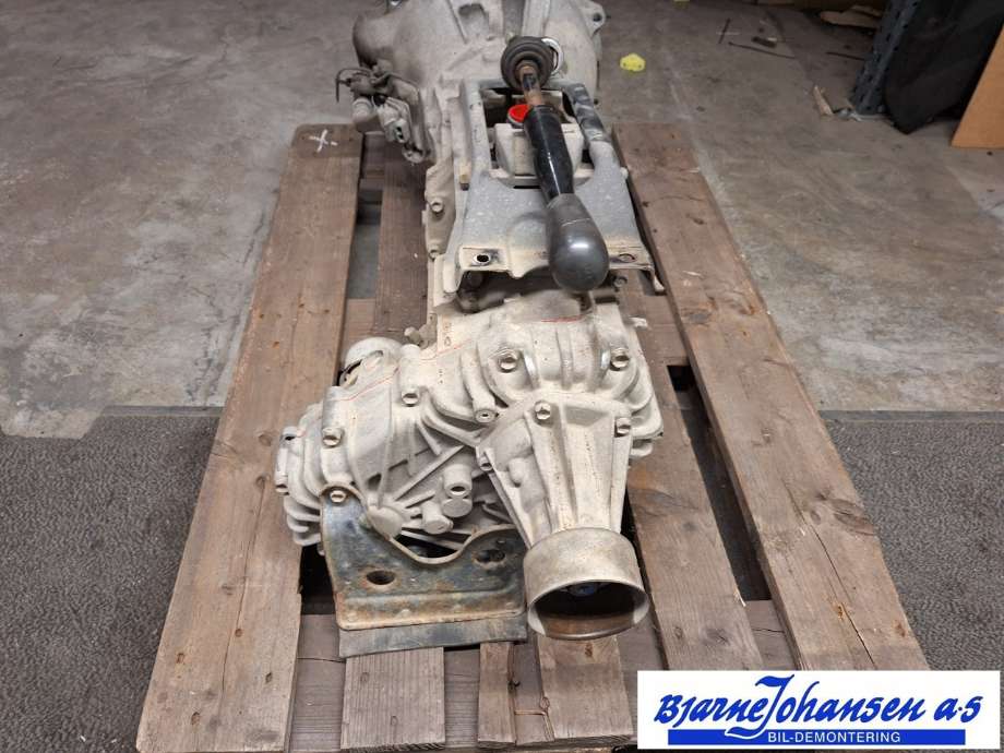 Girkasse manuell til Toyota Hiace 2007-2012 (Fase 3)  (TOYOTA|3303026A61|)