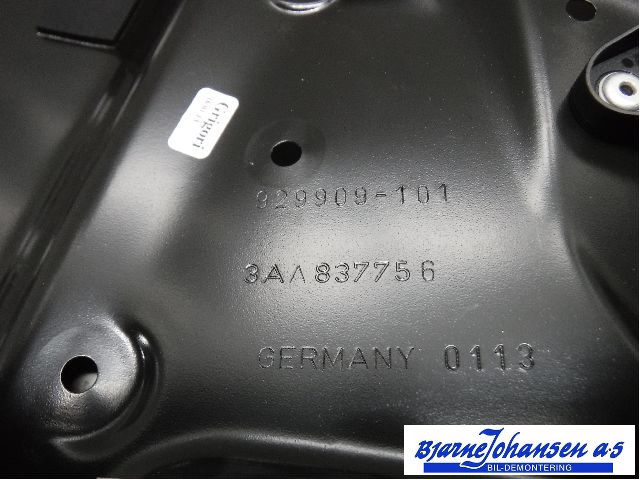 Ruteheis til VW Passat 2011-2015 (B7) (B7) (3AA837756|)