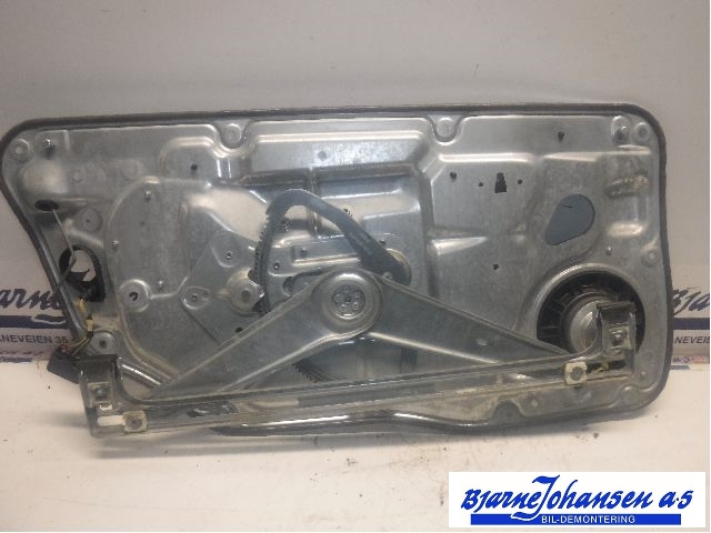 Ruteheis til Volvo V70 2007-2013 (Type III, Fase 1)  (30784510|)