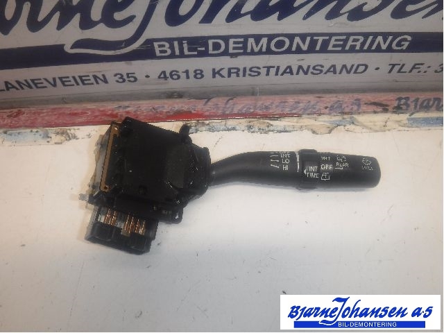 Bryter visker til Toyota Hiace 2007-2012 (Fase 3) (TOYOTA|8465226530|)