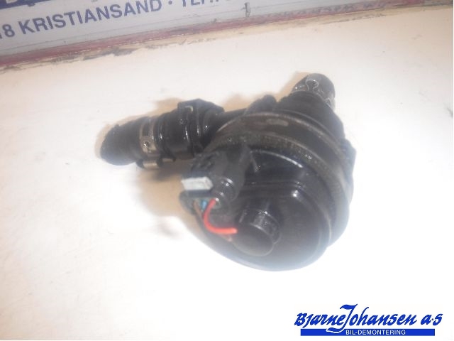 Sirkulasjonspumpe til BMW i3 2013-2022 (BMW|64129873690|)
