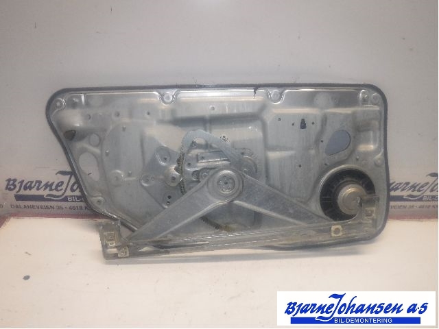 Ruteheis til Volvo V70 2007-2013 (Type III, Fase 1)  (VOLVO|30661066|)