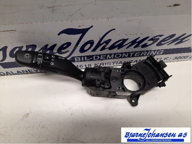 Bryter blink til Hyundai Santa Fe, 2012-2020 (Type III) (HYUNDAI|93410B8630)