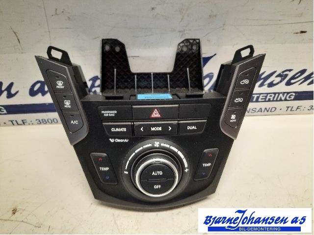 Varmeapparat betjening til Hyundai Santa Fe, 2012-2020 (Type III) (HYUNDAI|97250B84204X)