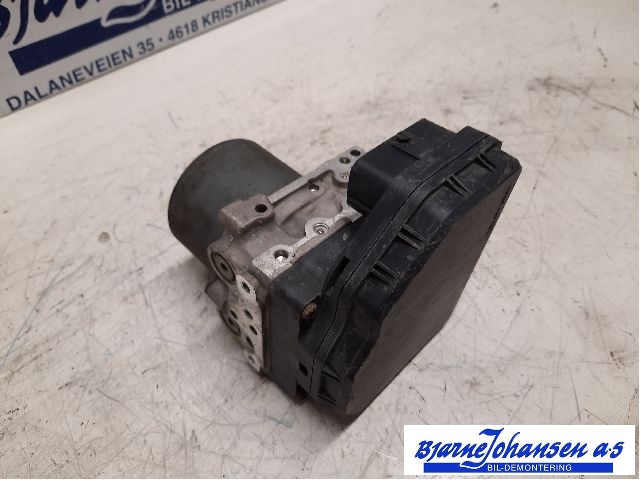 ABS sentral til Toyota Urban Cruiser 2009-2014 (TOYOTA|4405052A90||4454052170)