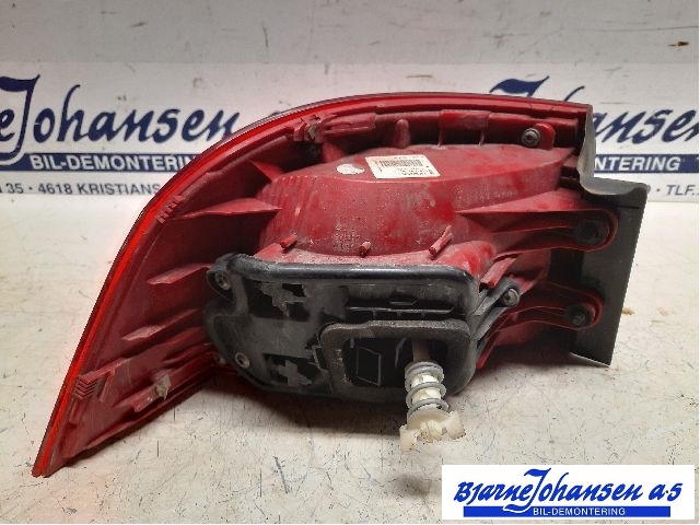 Baklykt høyre til VW Passat 2011-2015 (B7) (B7) (VOLKSWAGEN|3AF945096E|)