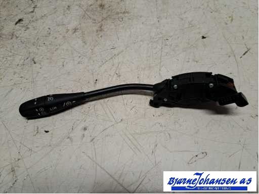 Bryter cruise control til Mercedes B-Klasse 2005-2008 (Fase 1) (W245) (W245) (MERCEDES|A1695450004|)