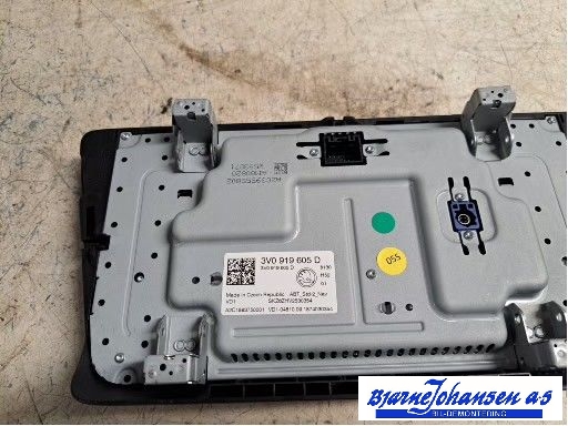 Instrument kjørecomputer til Škoda Superb 2015-->> (Type III)  (SKODA|3V0919605D|)