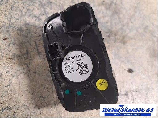 Bryter lys til Audi A3 2016-2020 (Type III, Fase 2)  (AUDI|8V0941531AR|)