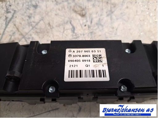 Bryter diverse til Mercedes E-Klasse, Coupe/Cab 2009-2013 (Fase 1) (C207) (C207) (MERCEDES|A2079050351|)