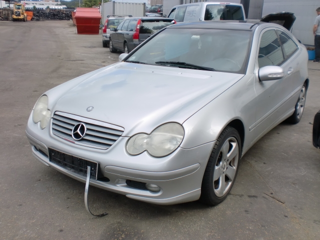 Mercedes C-Klasse 2000-2004 (Fase 1) (W203) (W203), Motorkode: OM611.962, Girkassekode: 