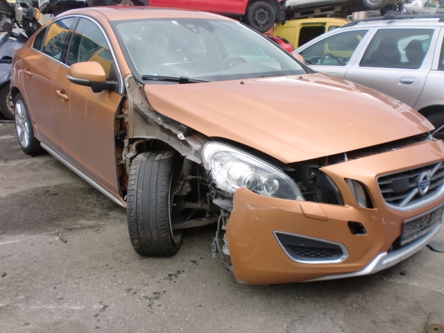 Volvo S60 2010-2014 (Type II, Fase 1) , Motorkode: D5204T2, Girkassekode: 