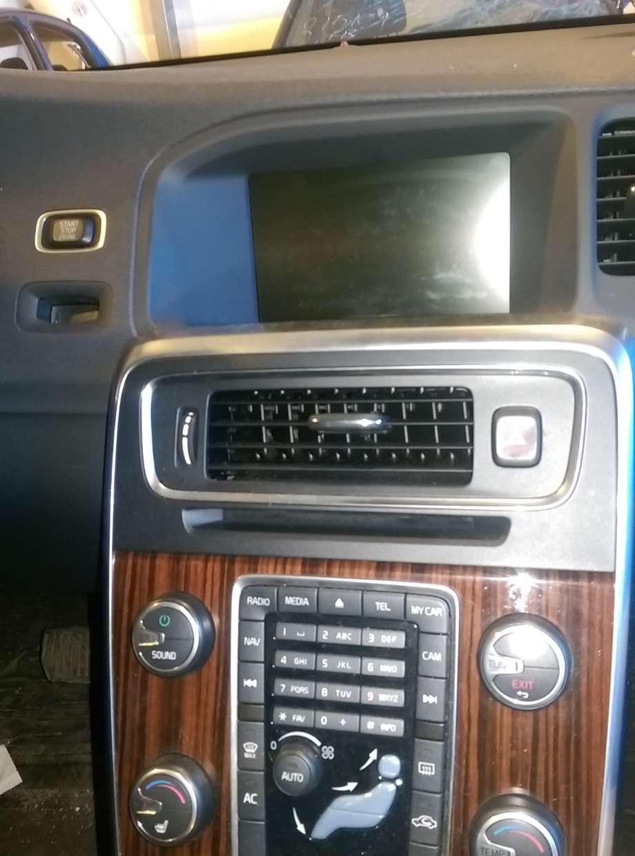 Volvo S60 2010-2014 (Type II, Fase 1) , Motorkode: D5204T2, Girkassekode: 