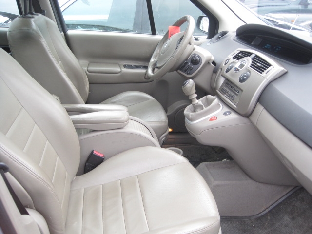 Renault Scenic 2003-2009 (Type II) , Motorkode: F9Q-812, Girkassekode: 