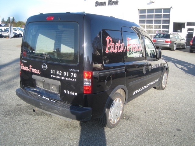 Opel Combo C 2002-2011 , Motorkode: Z17DTH, Girkassekode: 