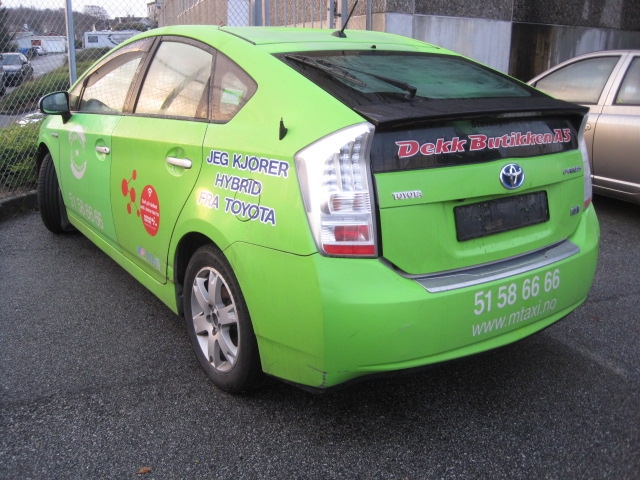 Toyota Prius 2009-2016 (Type III) (COMBI) (COMBI), Motorkode: 2ZR-FXE, Girkassekode: P410