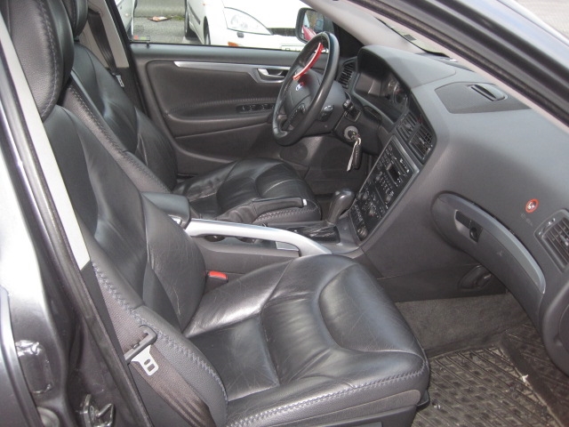Volvo XC70 2005-2007 (Type I, Fase 2) , Motorkode: D5244T4, Girkassekode: 