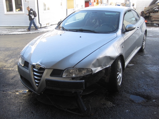 Alfa Romeo GT 2004-2010 , Motorkode: 937.A1.000, Girkassekode: