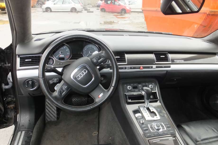Audi A8 2003-2010 (Type II) , Motorkode: BSM, Girkassekode: JLM