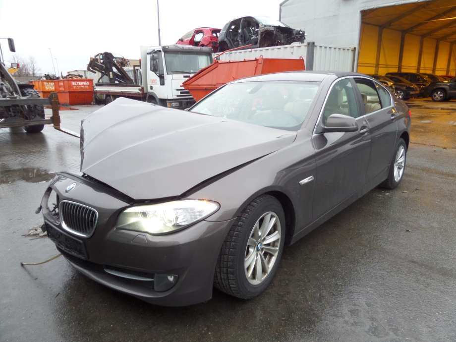 BMW 5-Serie 2010-2017 (F10/F11) (F10/F11), Motorkode: N47-D20C, Girkassekode: 