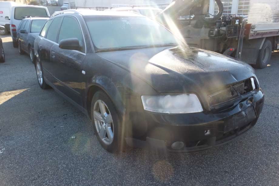 Audi A4 2001-2004 (Type II) (B6) (B6), Motorkode: BFB, Girkassekode: GDT