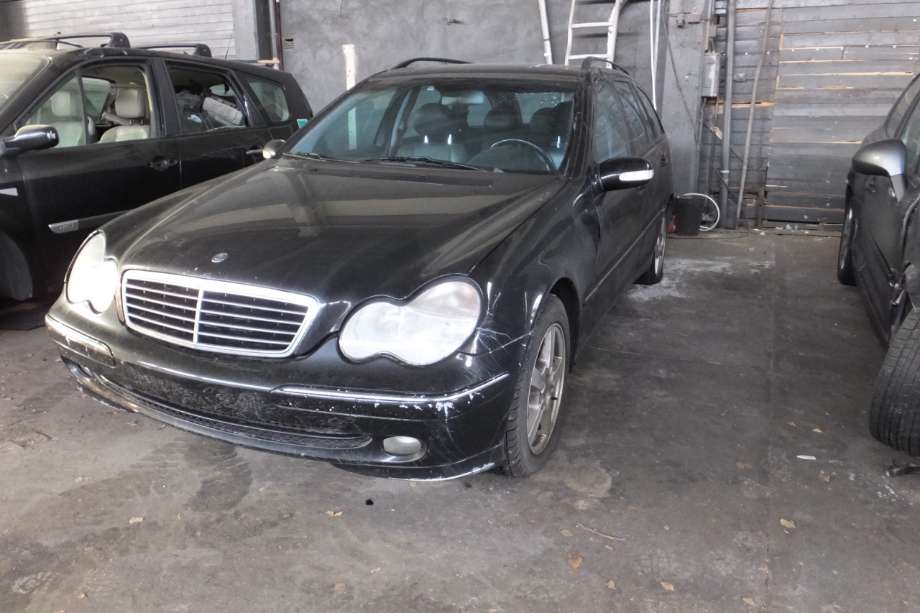 Mercedes C-Klasse 2000-2004 (Fase 1) (W203) (W203), Motorkode: OM611.962, Girkassekode: 