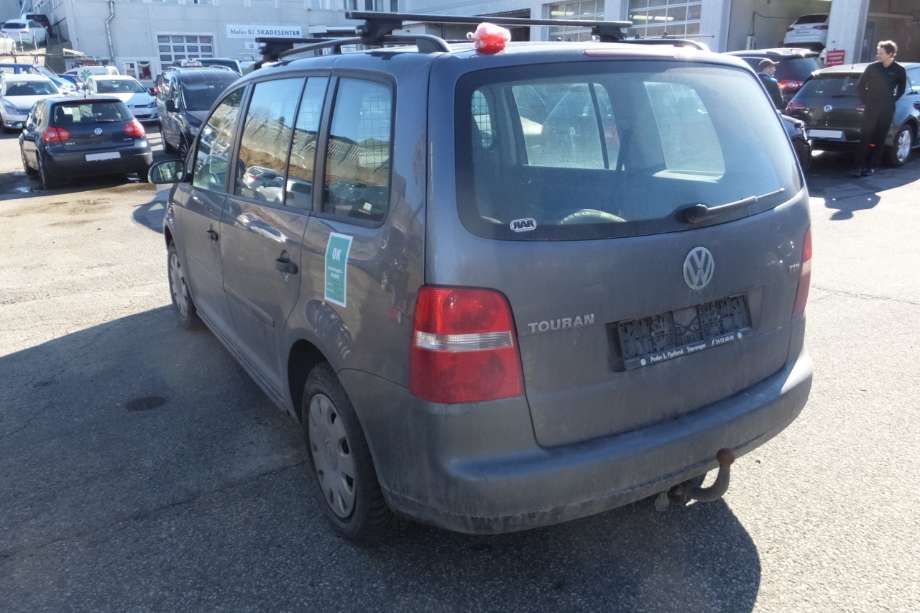 VW Touran 2003-2006 (Type I, Fase 1) , Motorkode: BKC;BLS, Girkassekode: JWP