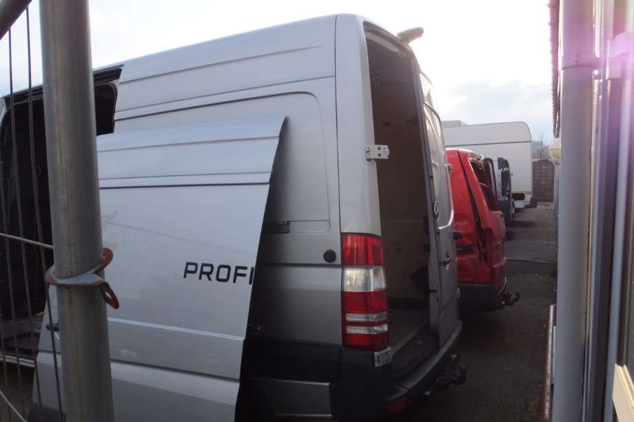 Mercedes Sprinter 2013-2018 (Fase 2) (906) (906), Motorkode: OM642.896, Girkassekode: %