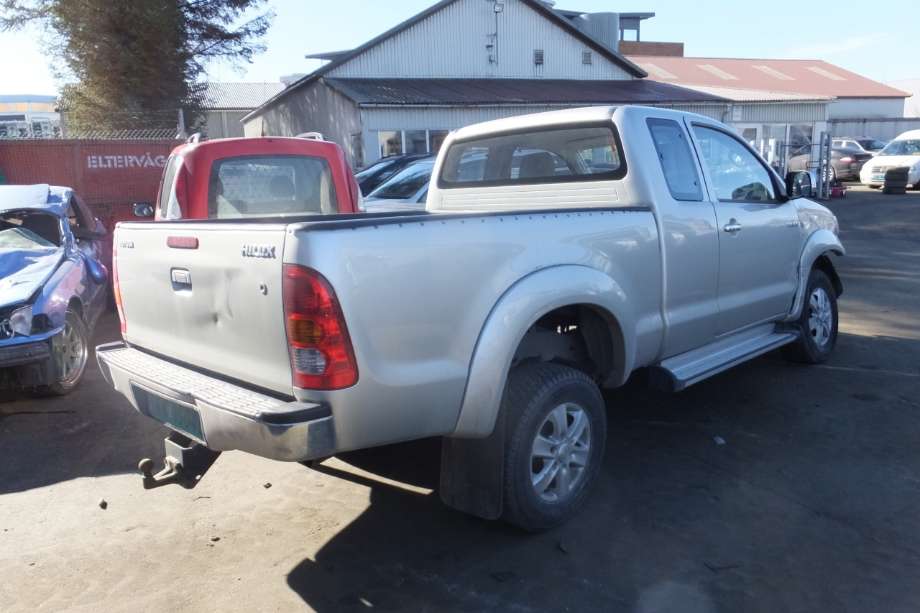 Toyota Hilux 2006-2011 , Motorkode: 2KD-FTV, Girkassekode: R151