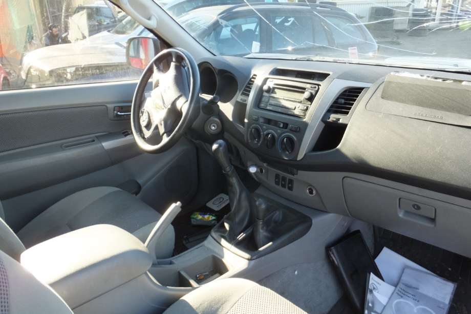 Toyota Hilux 2006-2011 , Motorkode: 2KD-FTV, Girkassekode: R151