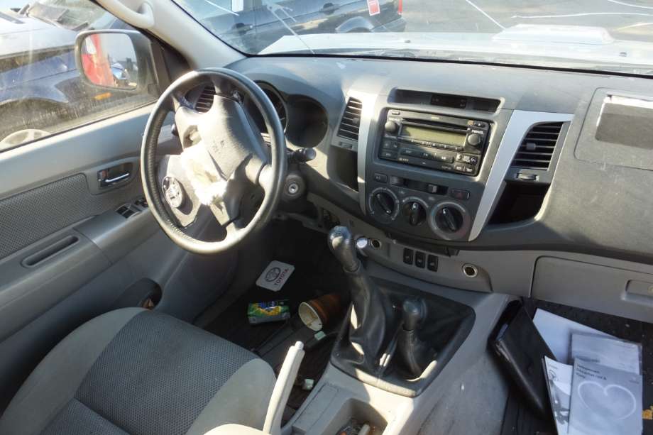Toyota Hilux 2006-2011 , Motorkode: 2KD-FTV, Girkassekode: R151
