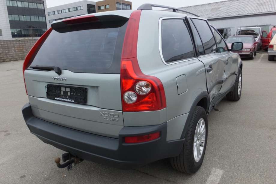 Volvo XC90 2002-2006 (Type I, Fase 1) , Motorkode: D5244T, Girkassekode: 8251720