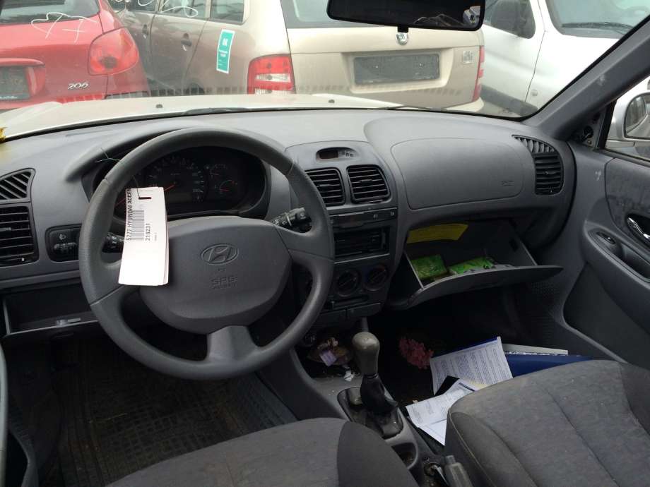 Hyundai Accent 2003-2006 (Type II, Fase 2) , Motorkode: D3EA, Girkassekode: GJ95