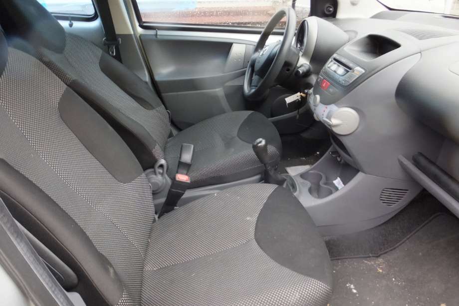 Toyota Aygo 2005-2014 (Type I) , Motorkode: 1KR-FE, Girkassekode: C551