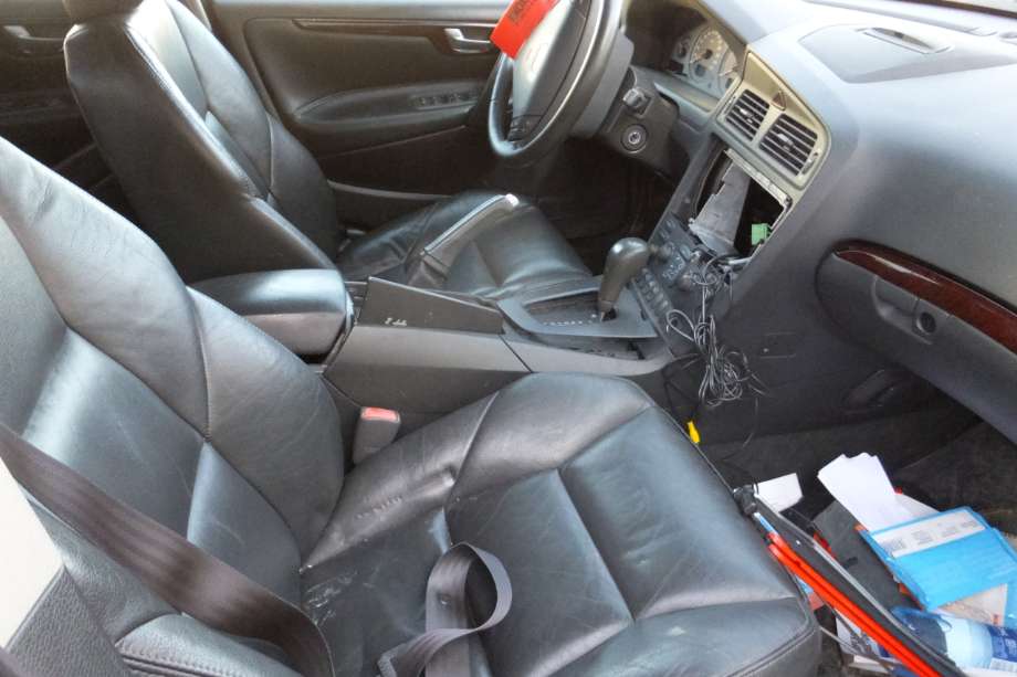 Volvo S60 2000-2004 (Type I, Fase 1) , Motorkode: D5244T, Girkassekode: AW55-50/51SN
