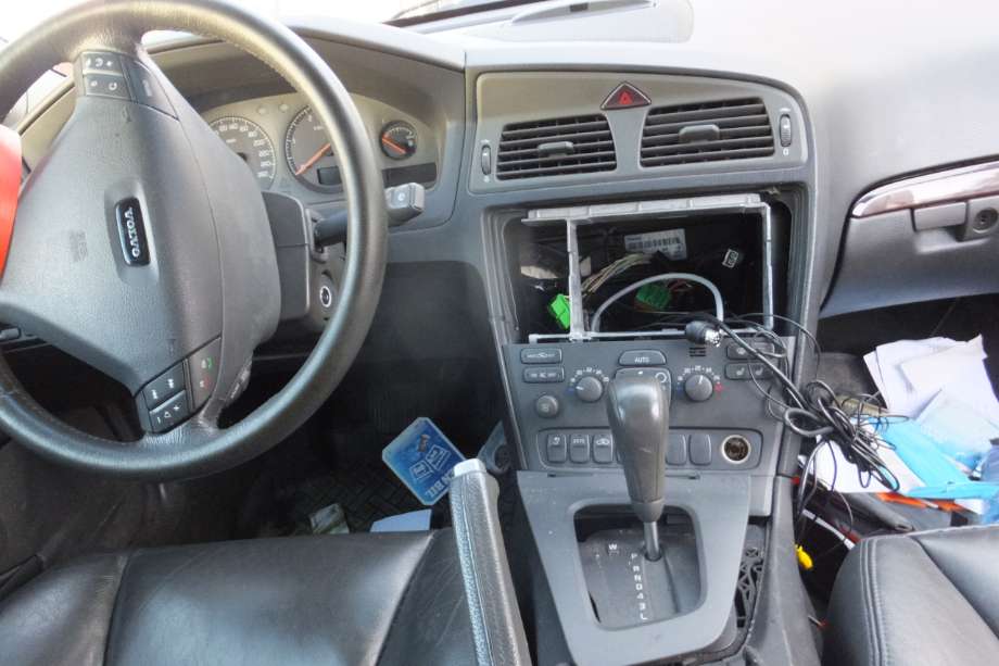 Volvo S60 2000-2004 (Type I, Fase 1) , Motorkode: D5244T, Girkassekode: AW55-50/51SN