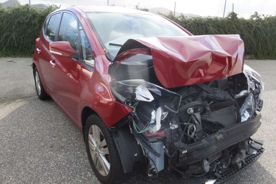 Hyundai Ix20 2010-2017 , Motorkode: G4FC, Girkassekode: P235