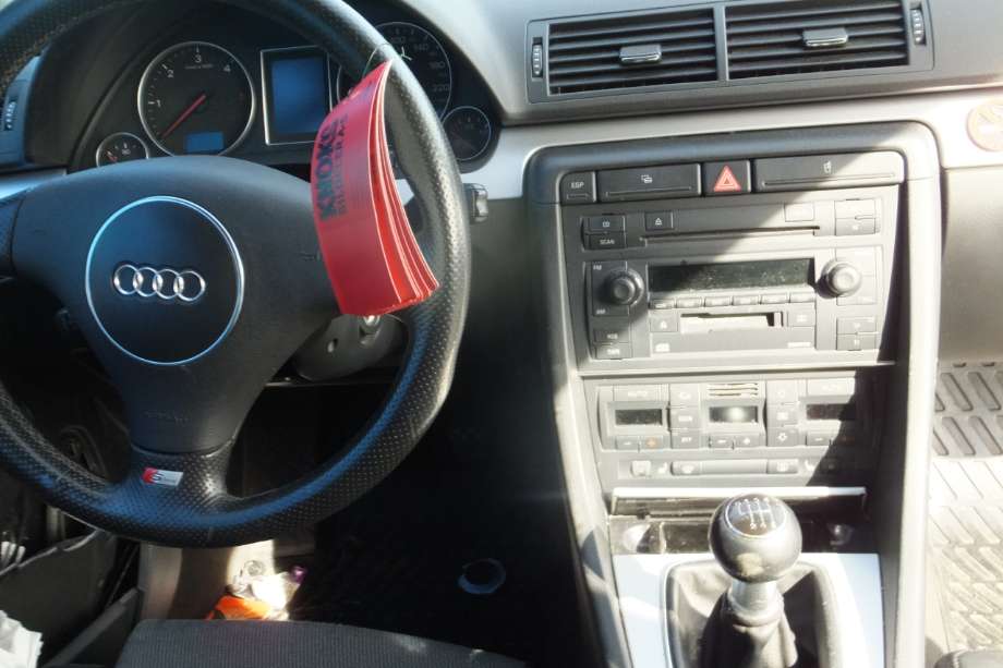 Audi A4 2001-2004 (Type II) (B6) (B6), Motorkode: AVF;AWX, Girkassekode: HCF