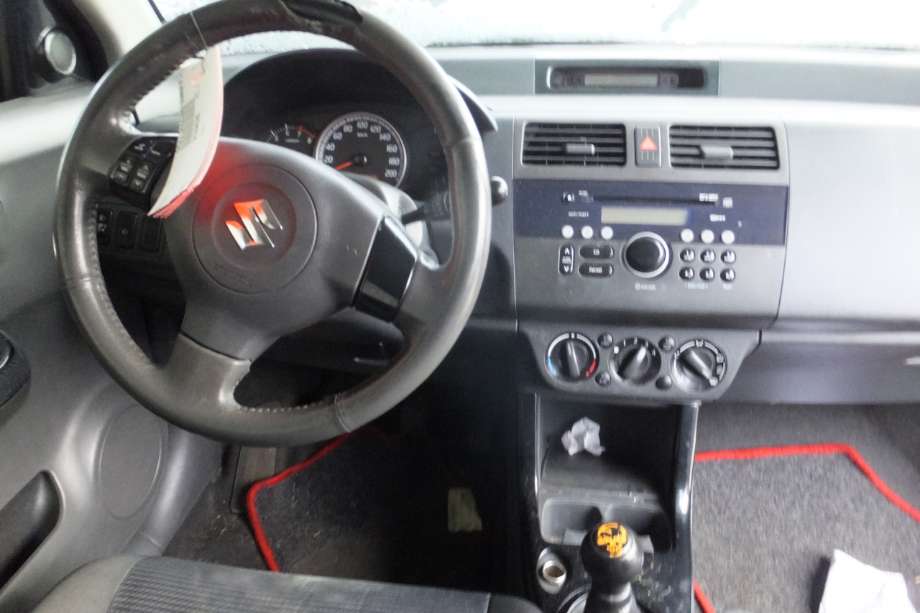 Suzuki Swift 2005-2010 , Motorkode: M13A, Girkassekode: %