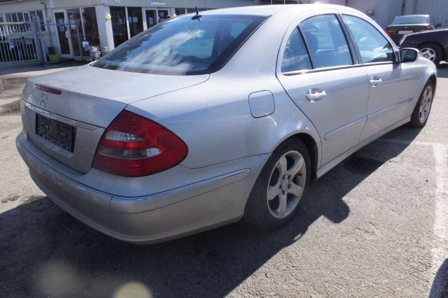 Mercedes E-Klasse 2002-2006 (Fase 1) (W211) (W211), Motorkode: OM646.961, Girkassekode: 722699