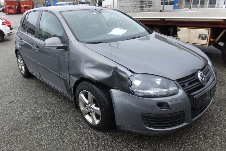 VW Golf V, Combi 2003-2008 , Motorkode: BLS, Girkassekode: KCW
