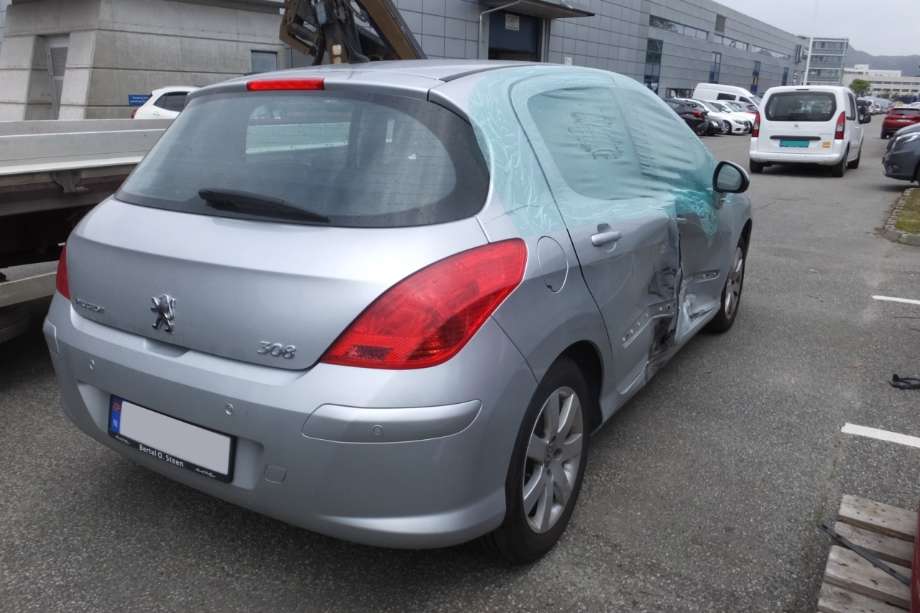 Peugeot 308 2011-2013 (Type I, Fase 2) , Motorkode: 9HV;9HX, Girkassekode: -