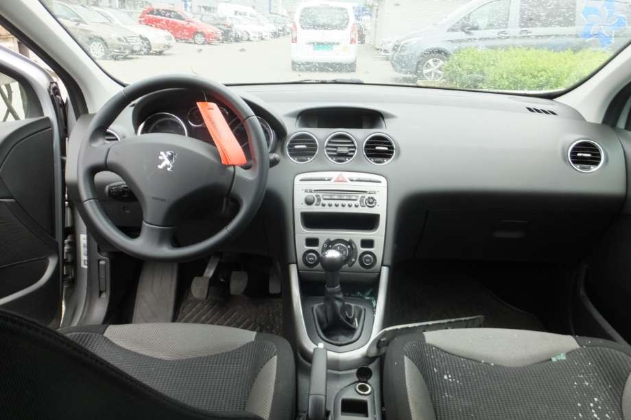 Peugeot 308 2011-2013 (Type I, Fase 2) , Motorkode: 9HV;9HX, Girkassekode: -