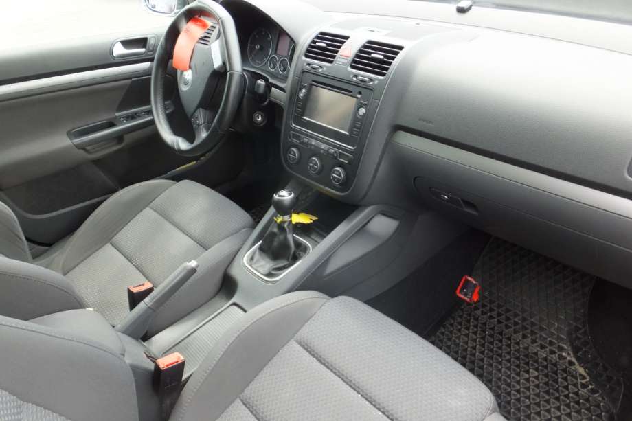 VW Golf V, Combi 2003-2008 delebil , Motorkode: BLS, Girkassekode: JCR