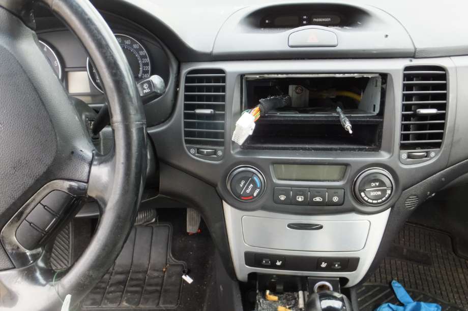 Kia Magentis 2006-2008 (Type II) , Motorkode: D4EA, Girkassekode: B